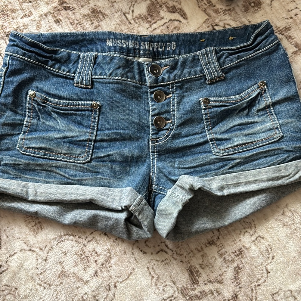 Mossimo Button fly shorts